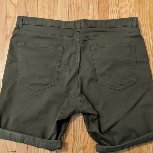 Men's H&M Slim Chino Shorts - Picture 4 of 7